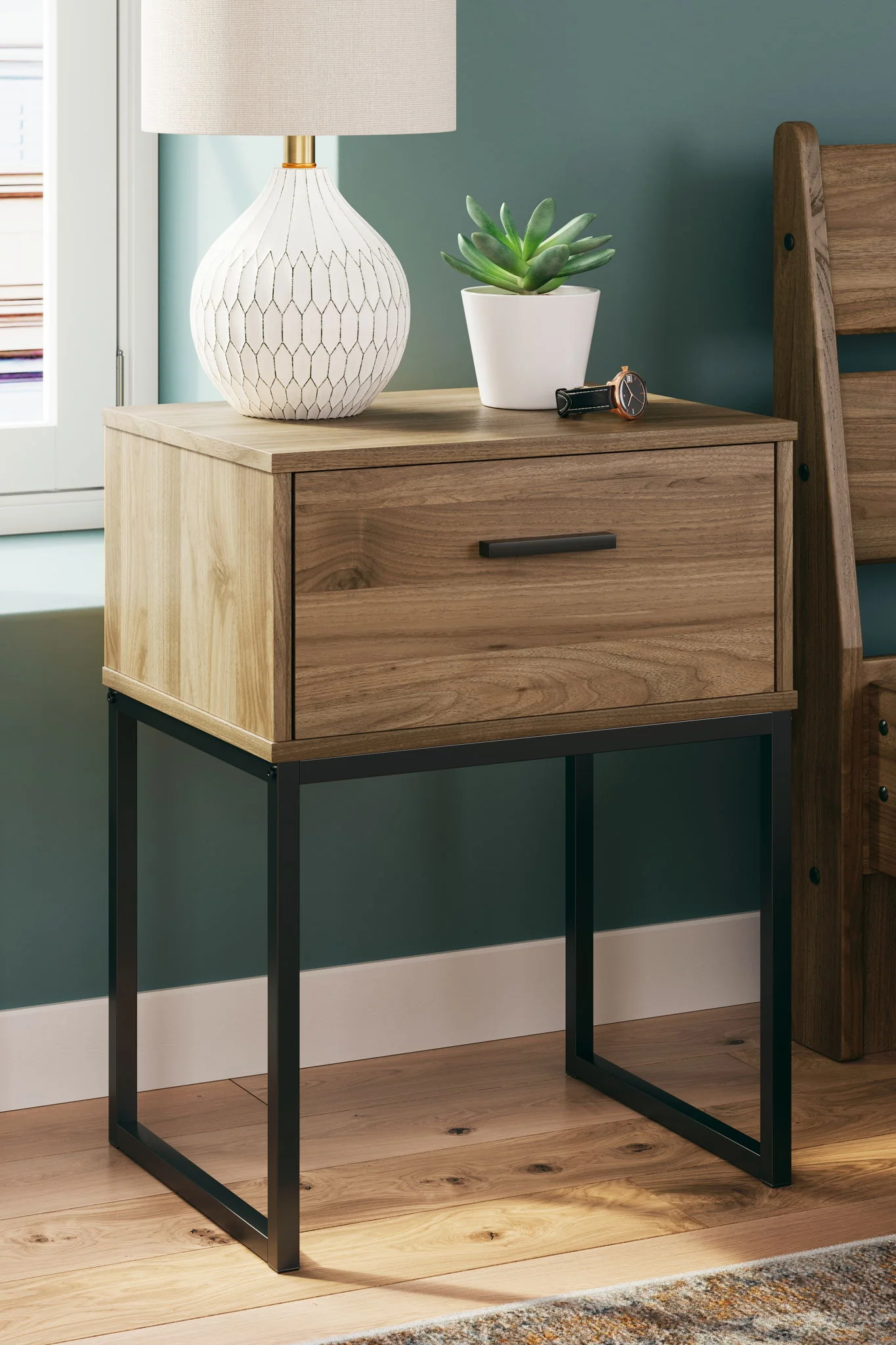 Deanlow One Drawer Night Stand - Honey - Image 2